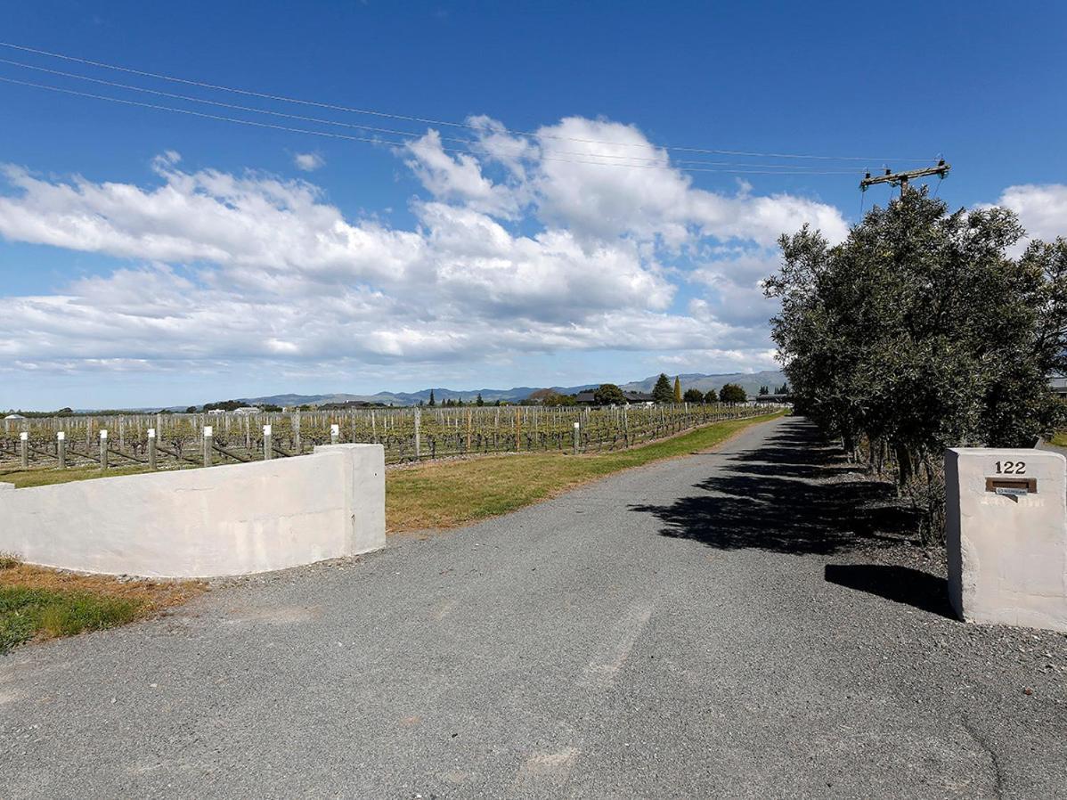 Marlborough Magic - Rapaura Holiday Home ブレナム エクステリア 写真